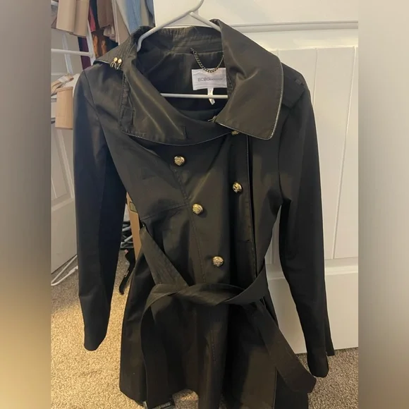 LIKE NEW BCBG Generation Belted Black Double Breasted Trench Coat Jacket - Picture 2 of 8